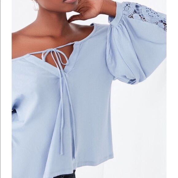 Urban Outfitters Boho Blue Belle Peasant Crochet Sleeve Top Contemporary Casual - Picture 4 of 14